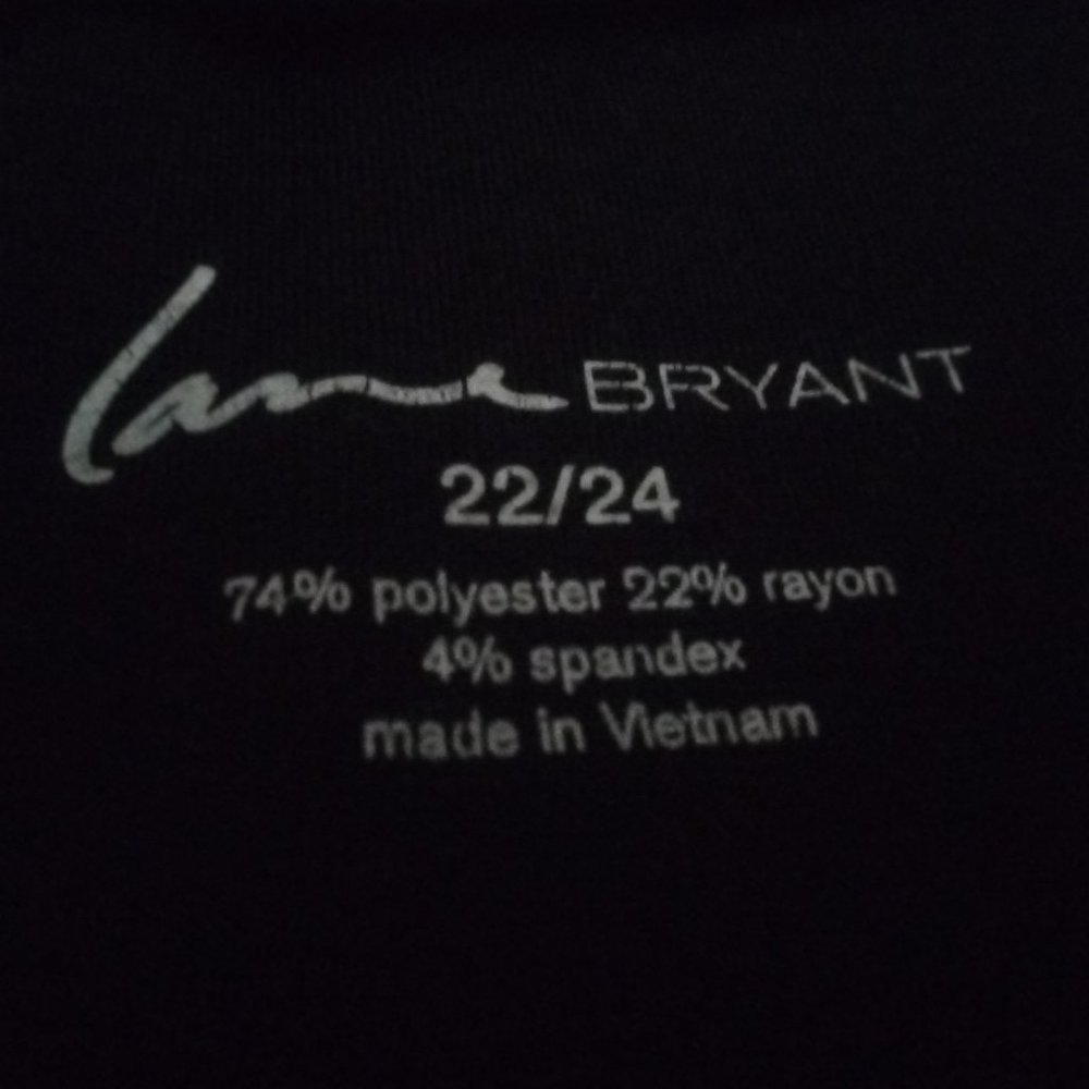 Lane Bryant 22/24 black peplum top